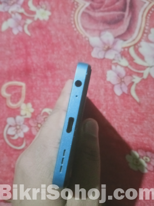 Infinix hot 30i Rom 128GB RAM8+8GB
